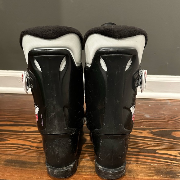 Technica JT 3 Jr 25.5/305 Downhill Ski Boot. Approx Kids 7-8/Womens 8-9 - Picture 4 of 7
